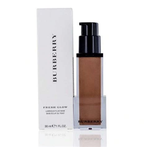 burberry fresh glow base in golden radiance|burberry luminous base reviews.